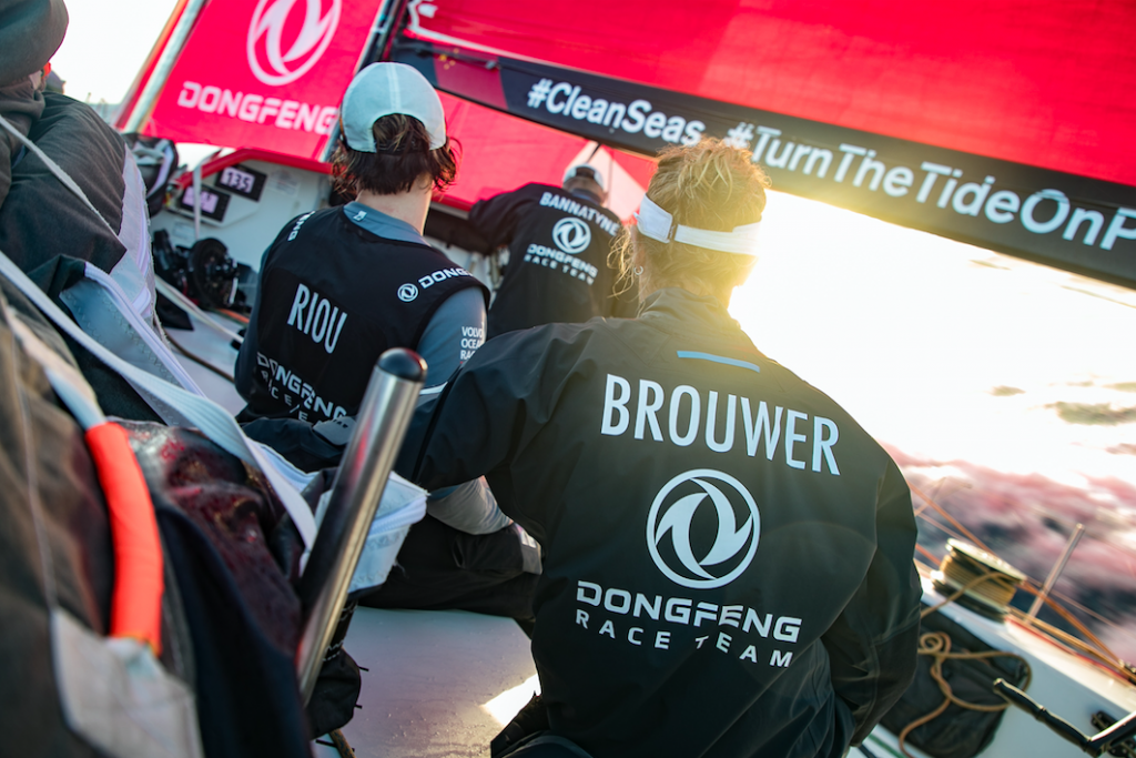 Marie Riou est Carolijn Brouwer, les deux femmes de Dongfeng. (c) Jérémie Lecaudey / Volvo Ocean Race.