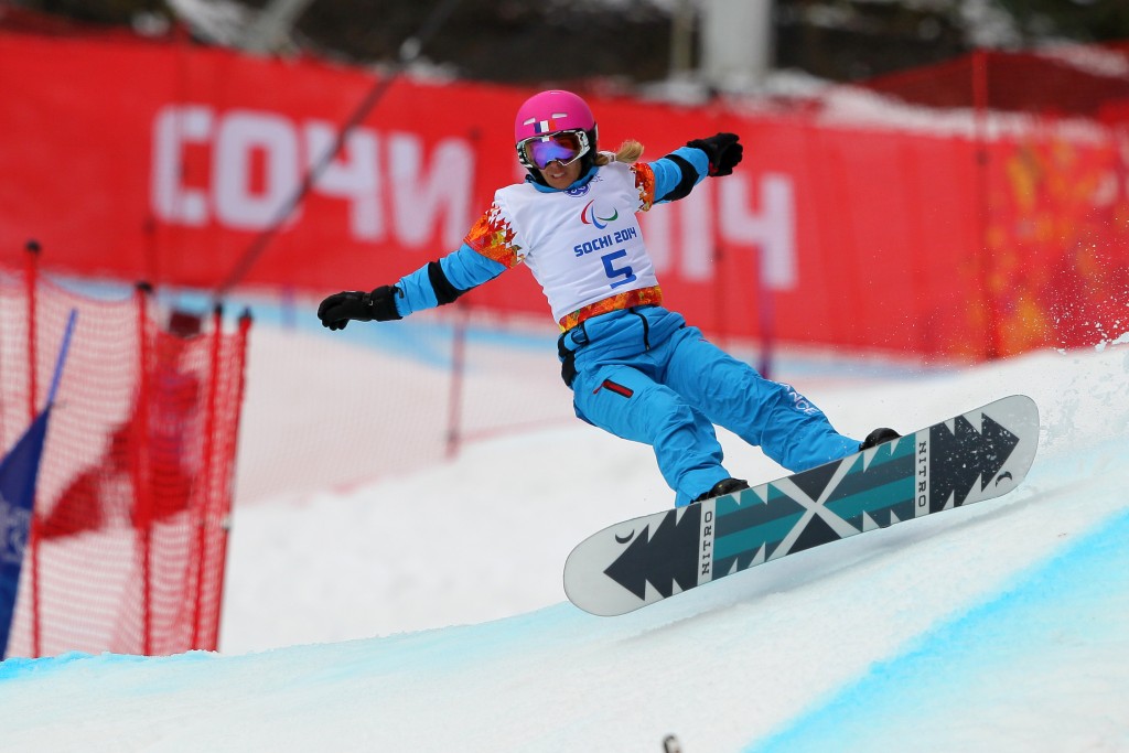 Cécile Hernandez-Cervellon a participé aux Jeux Paralympiques de Sotchi quelques mois seulement après être remontée sur une planche de snowboard. © Photo Grégory Picout 