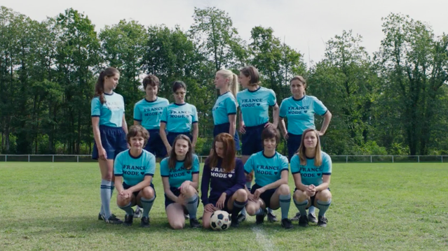 « Comme Des Garçons », la comédie qui retrace les débuts du football féminin en France