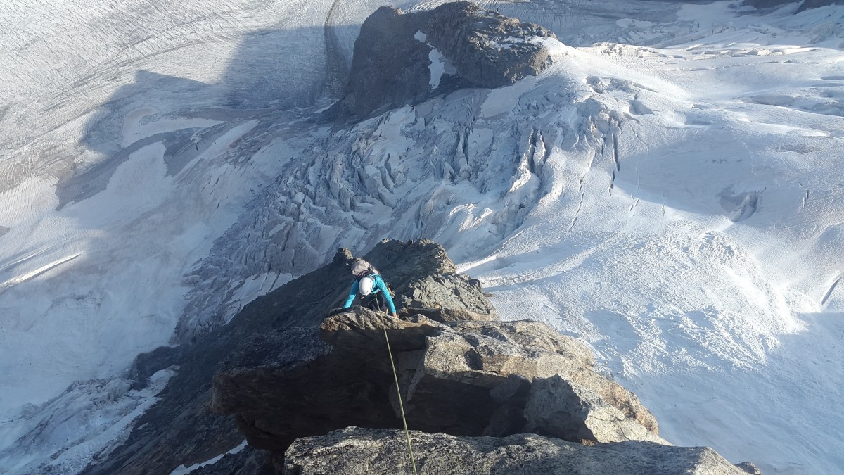 Au Népal, Dawa Yangzum devient la première femme certifiée guide de haute montagne