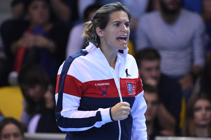 Amélie Mauresmo devient la première femme capitaine de l'EDF en Coupe Davis