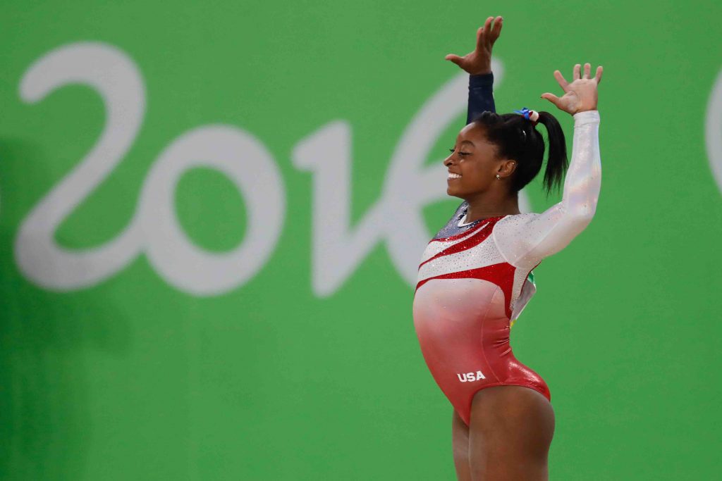 L’Américaine Simone Biles, déjà sacrée au concours par équipes et au concours général, a remporté vendredi à Doha la médaille d’or du saut de cheval.