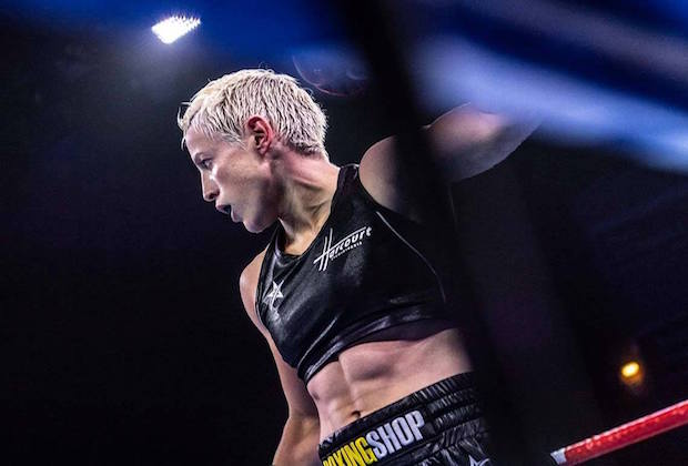 La Française Maïva Hamadouche va remettre en jeu son titre mondial IBF avant de s'attaquer aux trois autres ceintures de la boxe anglaise professionnelle.