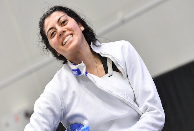 La sabreuse tunisienne Azza Besbes a été élue Femme Francophone de l’année 2018 pour son engagement citoyen pour le développement du territoire par le sport.