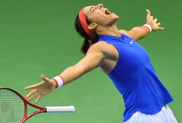 Fed Cup : Caroline Garcia envoie les Bleues en demi-finales