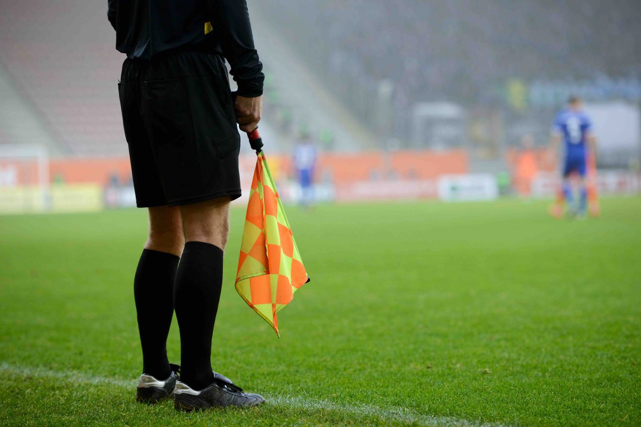 La FFF se lance dans la professionnalisation des arbitres féminines