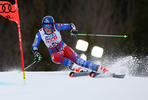 Petra Vlhova a remporté jeudi le slalom géant des Mondiaux-2019 de ski alpin à Åre, en Suède, devenant ainsi la première skieuse slovaque sacrée en alpin !