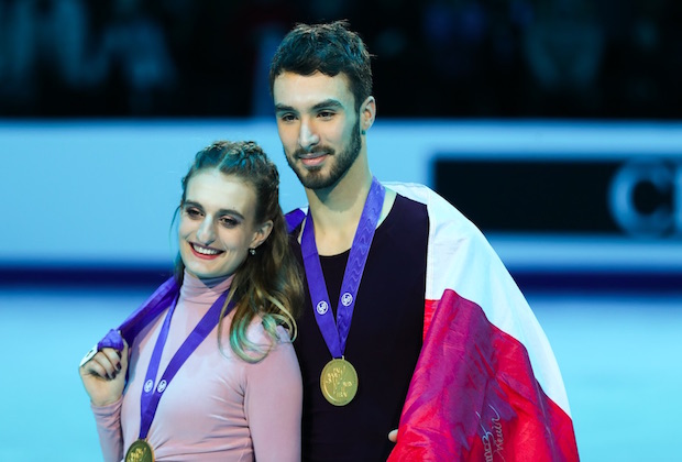 TF1 a dévoilé deux sondages sur les sportives préférées des Français et Gabriella Papadakis arrive en tête du classement des championnes encore en activité.