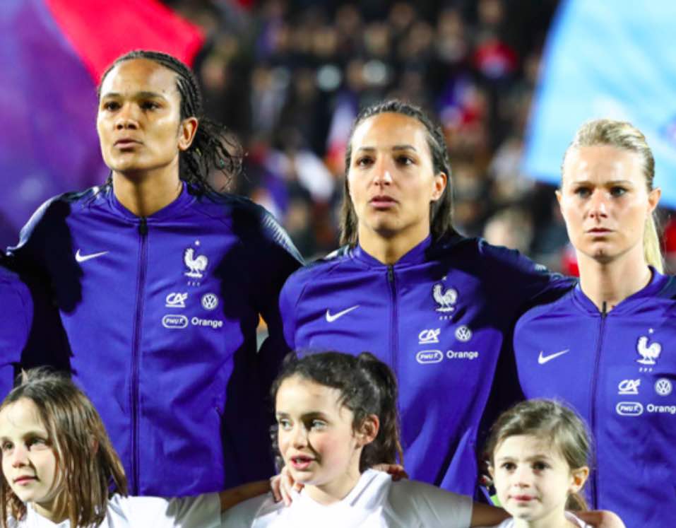 Amandine Henry, milieu de terrain et capitaine de l’équipe de France de football, nous présente les Bleues et la Coupe du monde de la FIFA , France 2019.