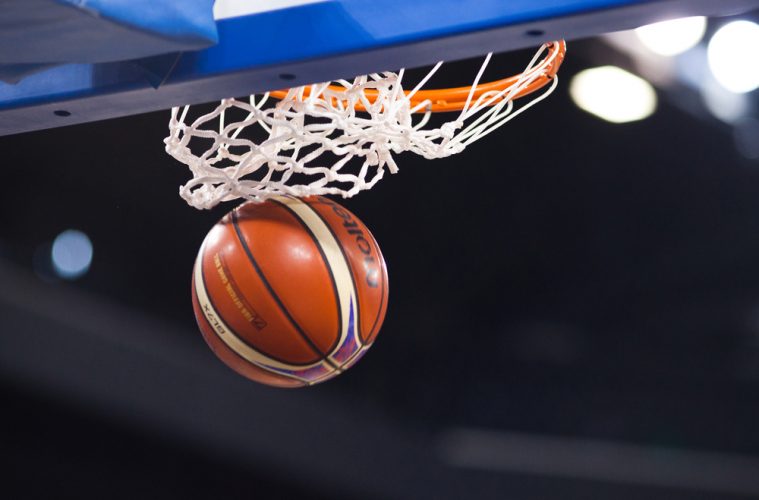 Bourges, Montpellier, Lyon et Charleville-Mézières sont les quatre clubs qualifiés pour les demi-finales de la Ligue féminine de basketball à l’issue des premiers matchs des playoffs.