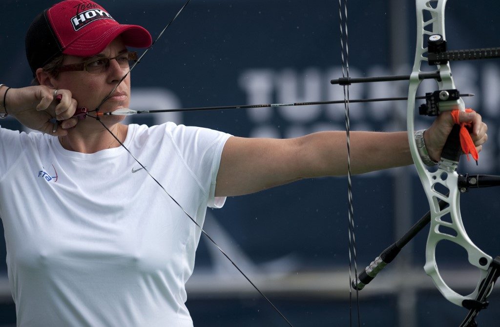 La Française Sophie Dodemont, 45 ans, a remporté la médaille de bronze dans l'épreuve du tir à l'arc des Jeux européens 2019.