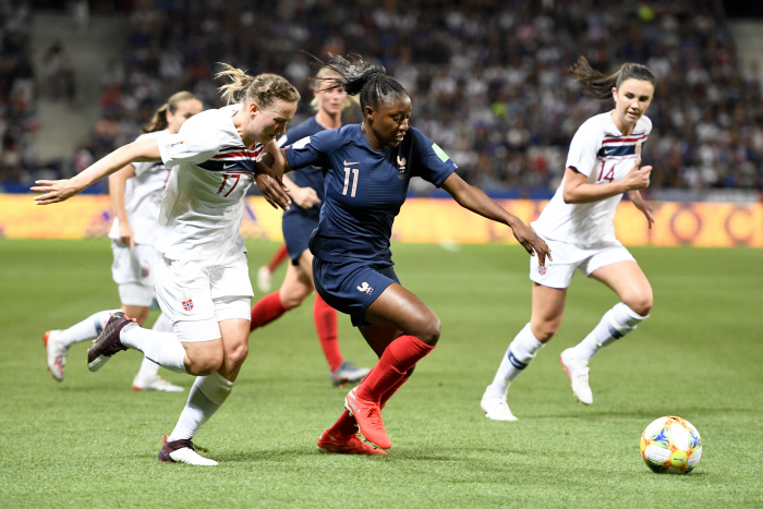 CDM France 2019 - Les Bleues ont parfaitement poursuivi leur Mondial 2019 en remportant leur deuxième match de poule face à la Norvège mercredi soir (2-1).