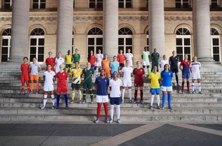 Nike et Adidas embrassent le foot féminin