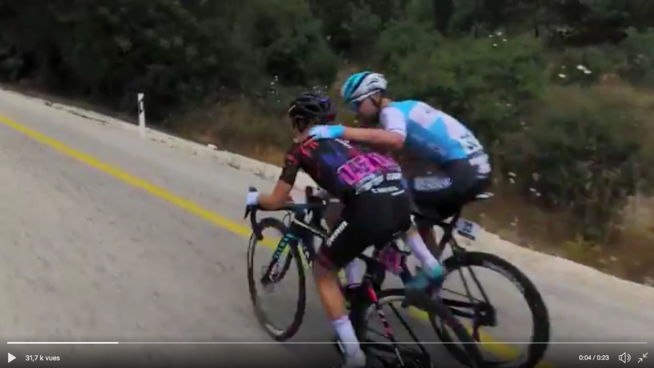La belle image du jour : quand une cycliste se fait doubler par son mari...