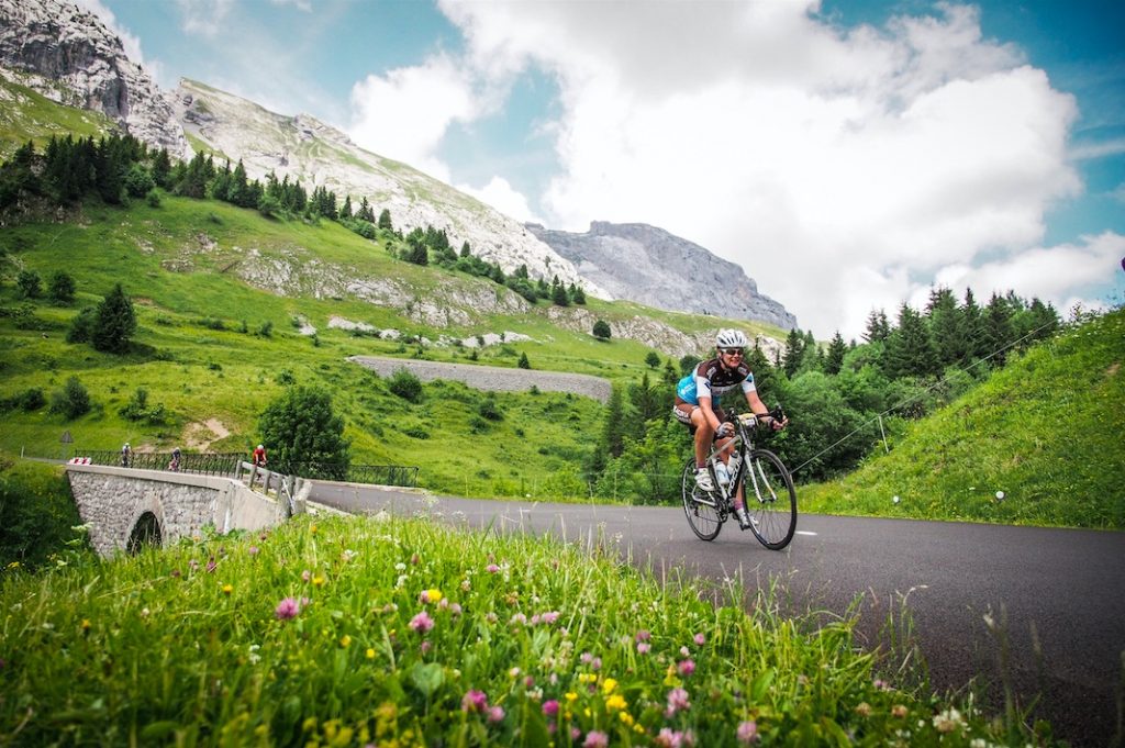 Catherine Darribere-Pleyt a participé à L’Étape du Tour, une cyclosportive qui permet de vivre une étape du Tour de France comme un coureur pro. Témoignage.