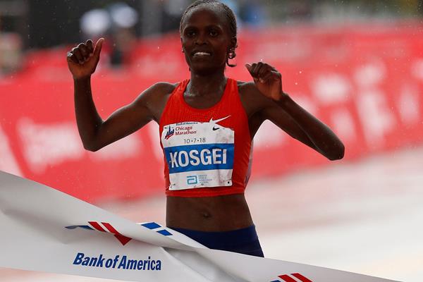 Marathon : Brigid Kosgei explose le record du monde !