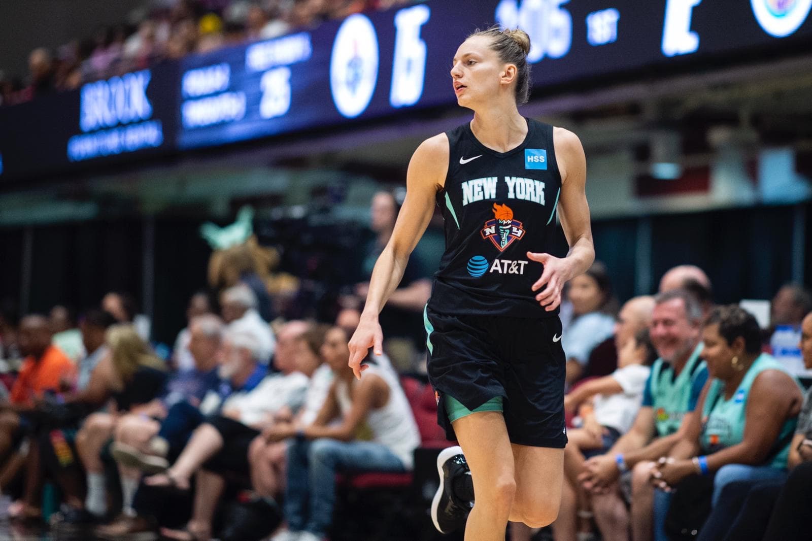Après avoir brillé avec Bourges pendant trois saisons, Marine Johannès est partie vivre son rêve américain, recrutée par le Liberty de New York en WNBA.