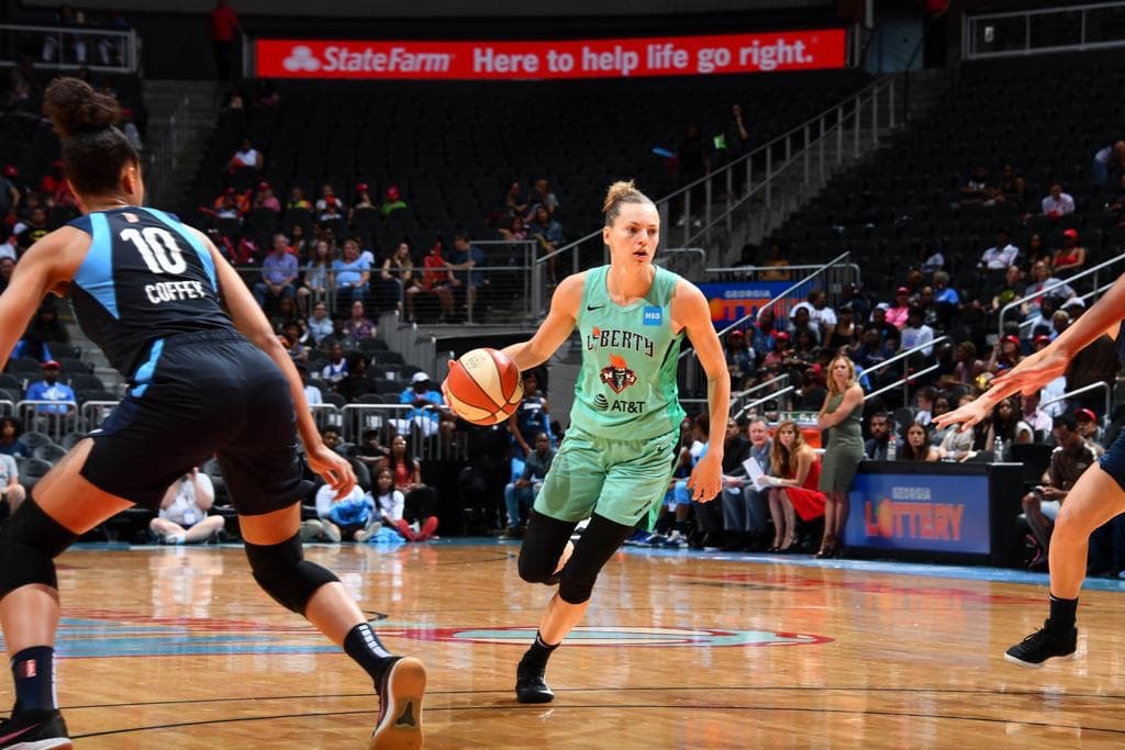 Après avoir brillé avec Bourges pendant trois saisons, Marine Johannès est partie vivre son rêve américain, recrutée par le Liberty de New York en WNBA.