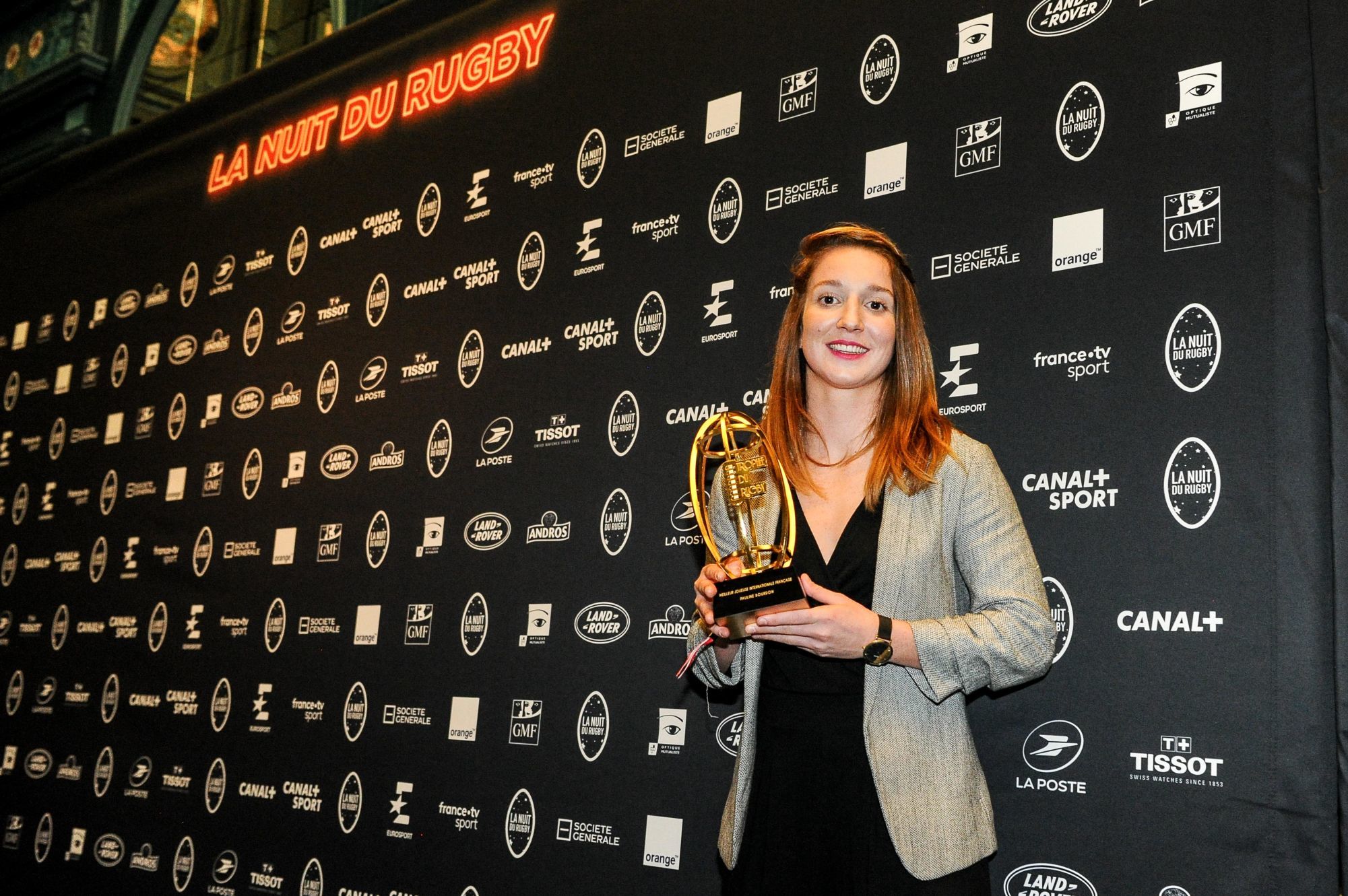 La Limougeaude Pauline Bourdon a été élue meilleure joueuse internationale française de la saison 2018-2019 lors de la Nuit du Rugby, lundi à l’Olympia.