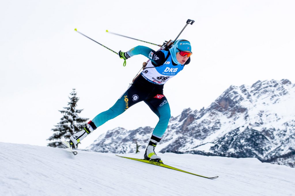 La Française Justine Braisaz a terminé deuxième du sprint de l'étape de Coupe du monde de biathlon organisée au Grand-Bornand ce vendredi.