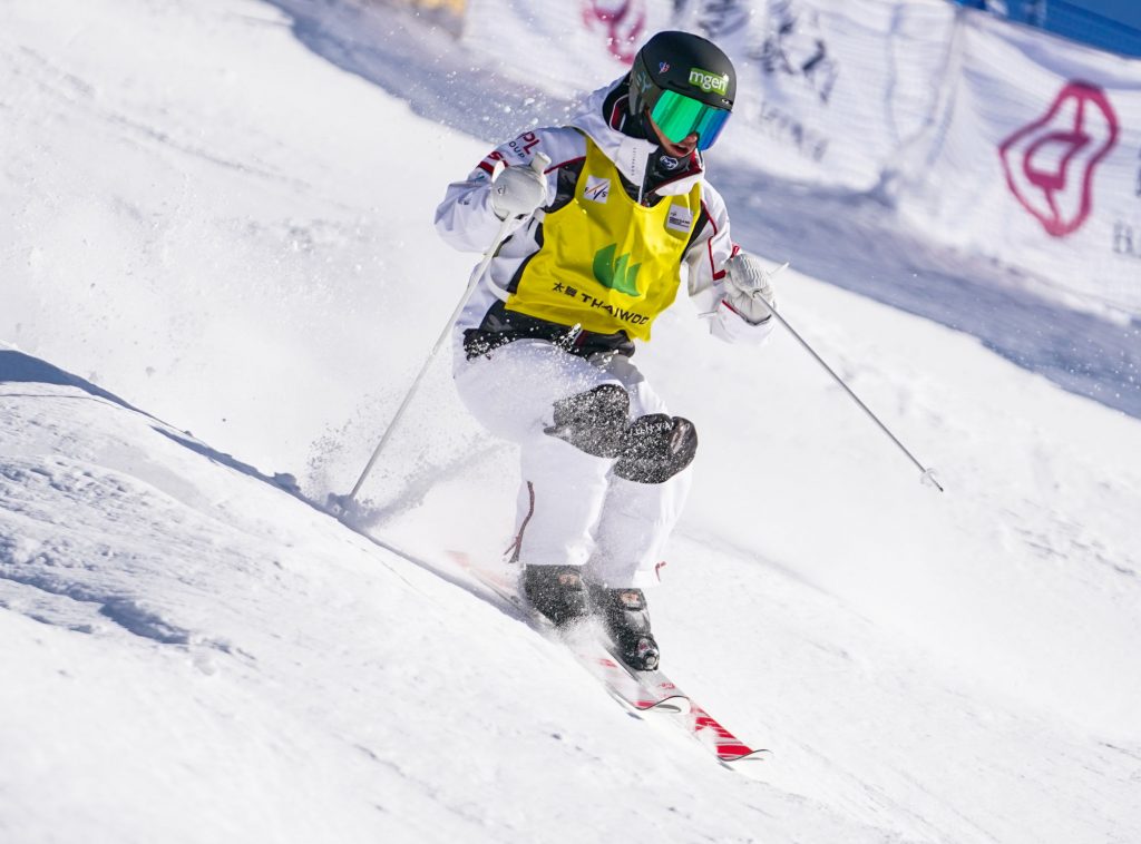 La Française Perrine Laffont a remporté ce dimanche la 3e épreuve de Coupe du monde de ski de bosses en Chine, à Thaiwoo, sur trois étapes disputées.