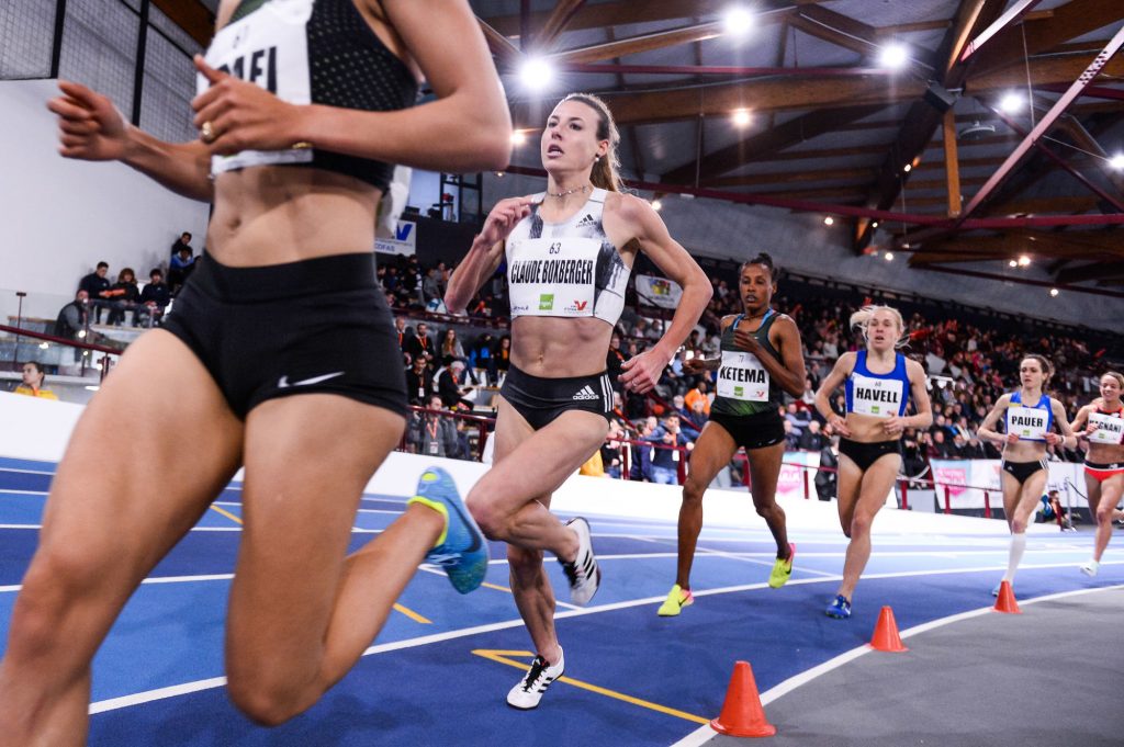 Rebondissements dans l’affaire Ophélie Claude-Boxberger. L’athlète tricolore, contrôlée positive à l’EPO, aurait été dopée à son insu par son beau-père.