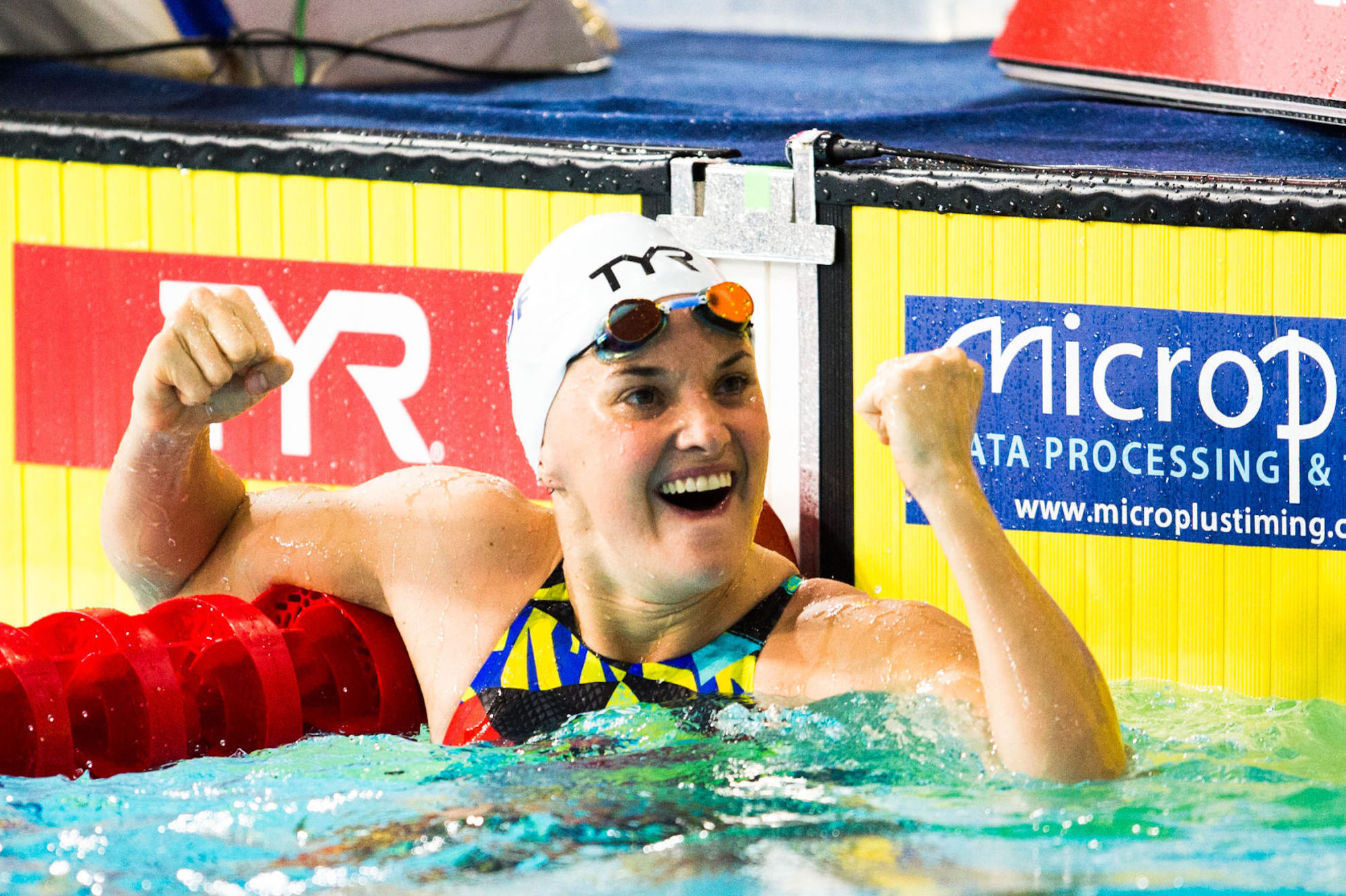 Euro 2019 De Natation Apres L Or L Argent Pour Melanie Henique Women Sports