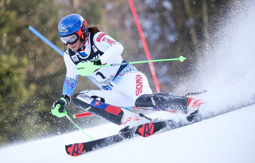 La Slovaque Petra Vlhova a remporté samedi le slalom de Zagreb, comptant pour la Coupe du monde de ski alpin 2019-2020, loin devant Mikaela Shiffrin !