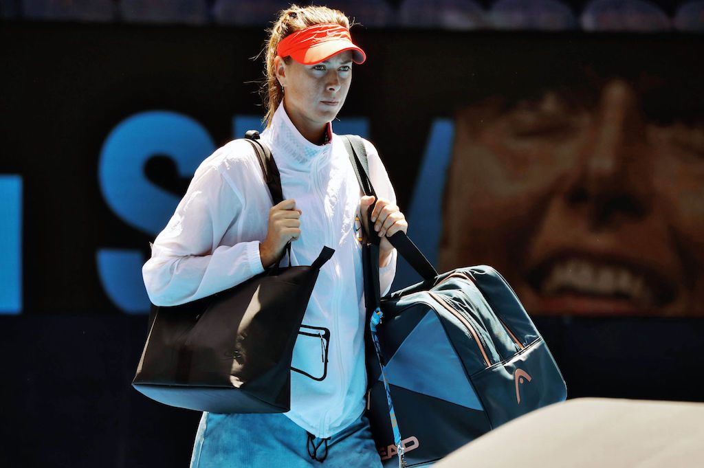 La Russe Maria Sharapova, gênée depuis quelques mois par des blessures à l’épaule, fera son retour sur les courts au tournoi WTA de Brisbane (6-12 janvier).