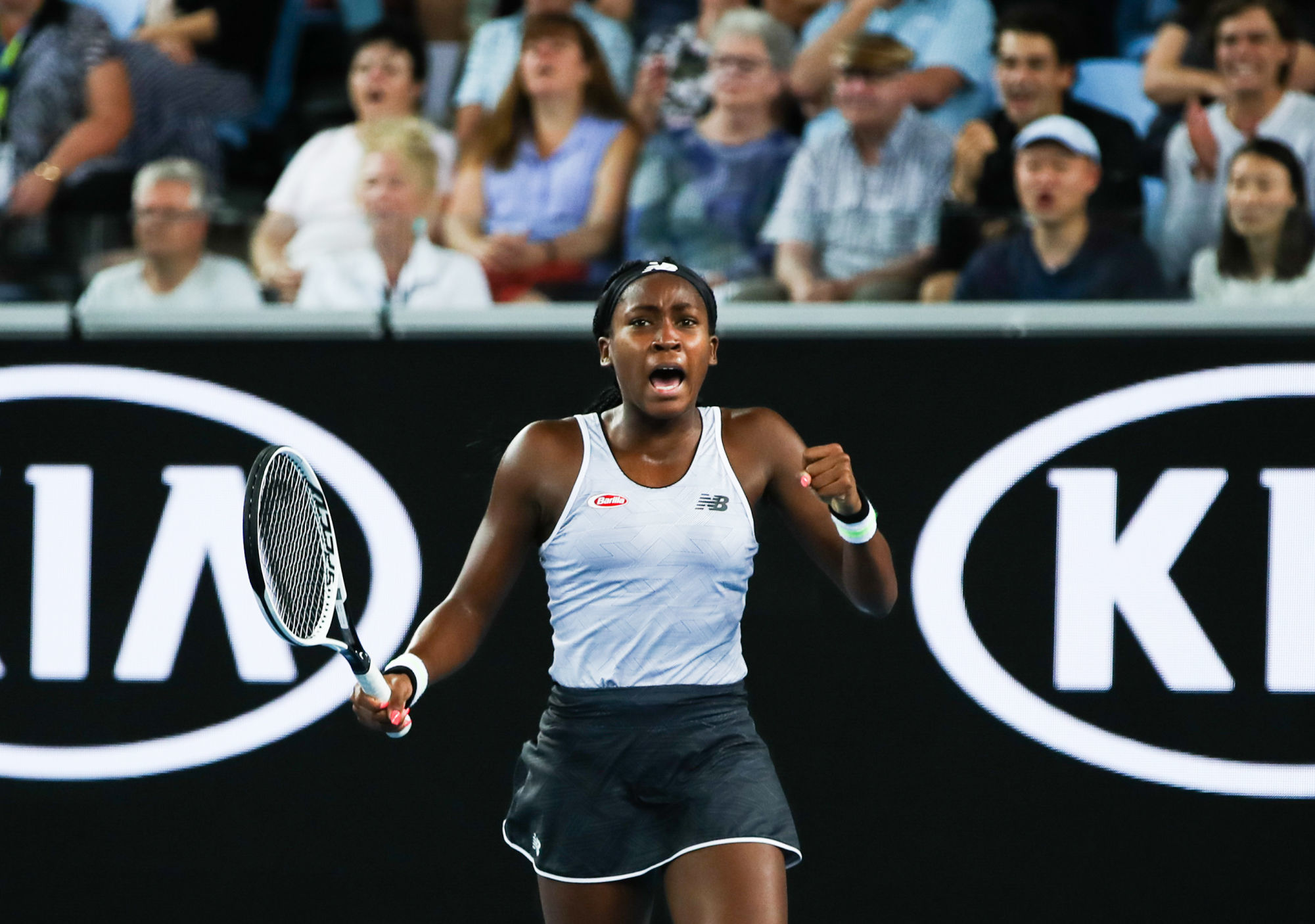 La Japonaise Naomi Osaka (tenante du titre) a été éliminée par la jeune américaine Cori Gauff, 15 ans, au 3e tour de l’Open d’Australie (AO 2020) vendredi.