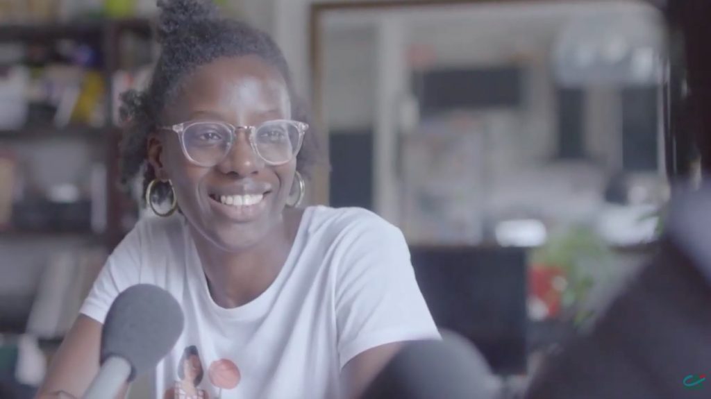 Dans le cadre de son webzine « Le Sport comme École de la Vie », le Crédit Agricole est parti à la rencontre de Syra, basketteuse, bloggeuse et militante !