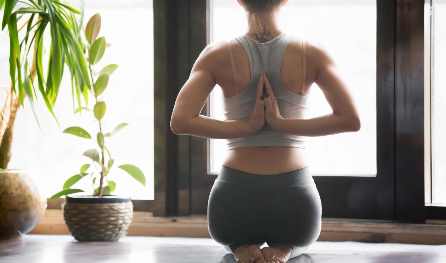Carnet pratique de yoga : les positions de yoga clés