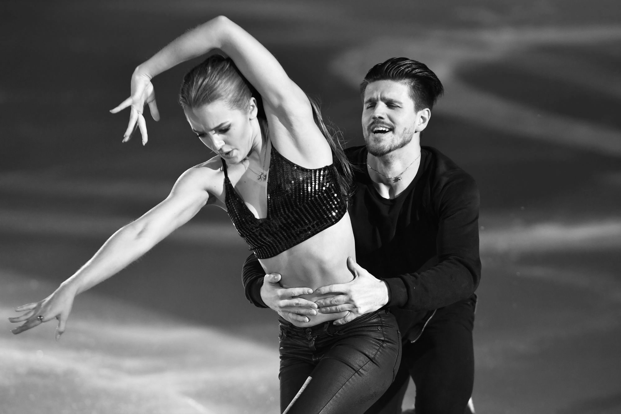 La patineuse australienne d’origine russe Ekaterina Alexandrovskaya est décédée samedi, à l’âge de 20 ans, après avoir chuté d'une fenêtre à Moscou.