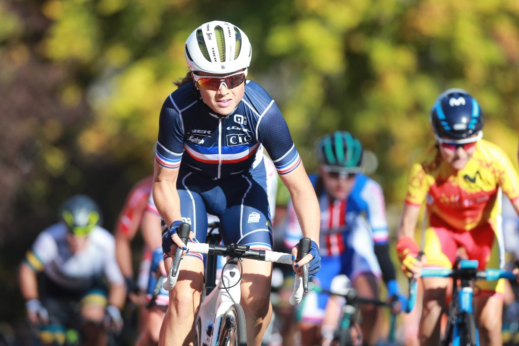 La nouvelle championne de France de cyclisme sur route, Audrey Cordon-Ragot, nous raconte son histoire et sa vision du cyclisme féminin.