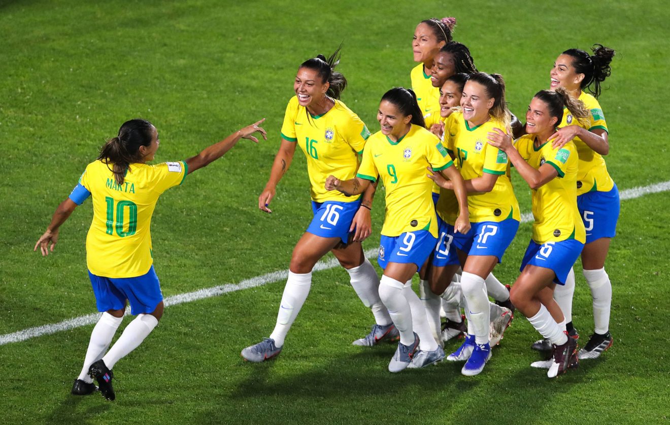 Football féminin : les Brésiliennes remportent le match de l’égalité salariale