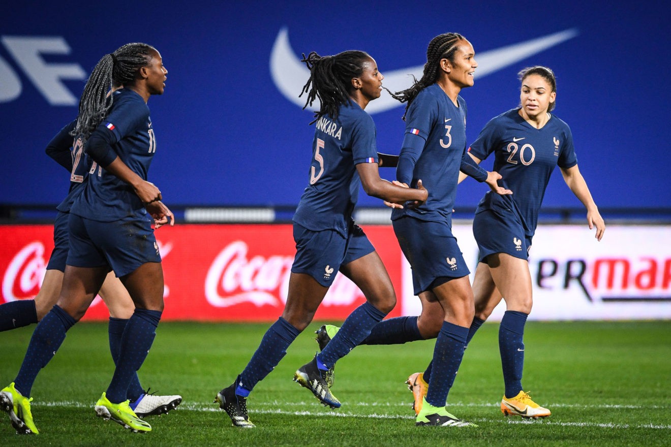 Les Bleues croquent les Suissesses