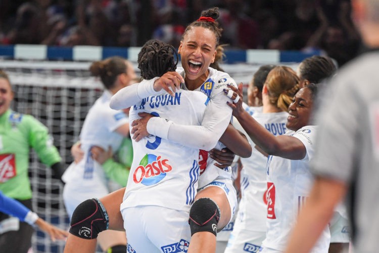 Béatrice Edwige : « Je prépare l’après-handball avec une formation à distance »