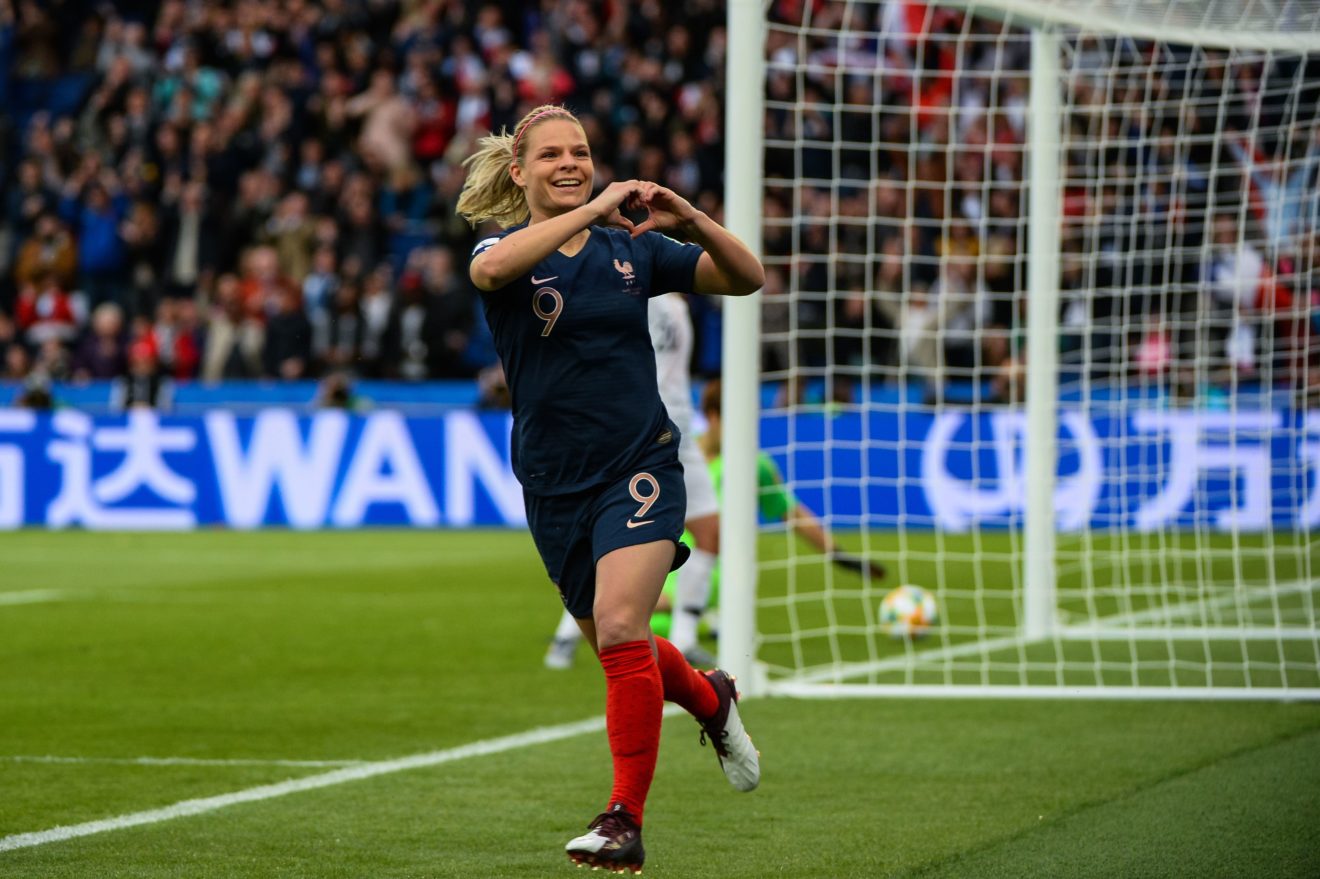 Entretien exclusif - Eugénie Le Sommer comme vous ne l’avez jamais vue !