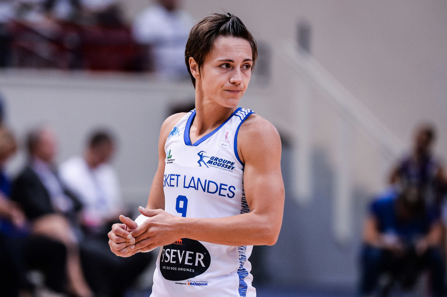 Basketball : Céline Dumerc repousse sa retraite - Women Sports