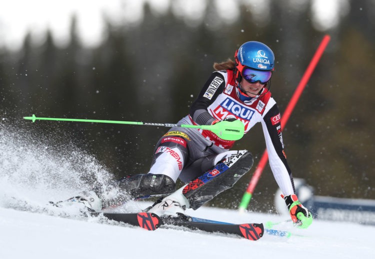 Ski alpin: Vlhova vainqueure à Are, reprend la tête du général