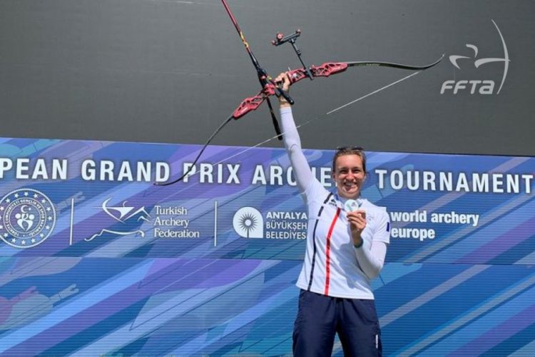 Tir à l’arc – Grand prix européen d’Antalya : Lisa Barbelin décroche l’argent
