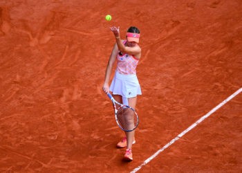 Roland-Garros : Sofia Kenin écarte Hayley Baptiste et passe au 3e tour, Karolina Pliskova s’arrête là