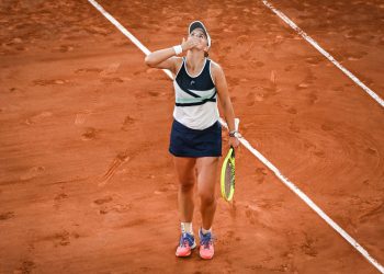 Roland-Garros : Krejcikova fait craquer Sakkari et se hisse en finale