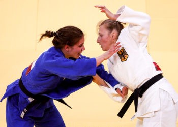 Judo / WTF – Une paire de claques : l’encouragement (très) physique d’un entraîneur à sa judoka