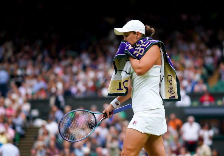 Wimbledon : Ashleigh Barty décroche son ticket pour le dernier carré