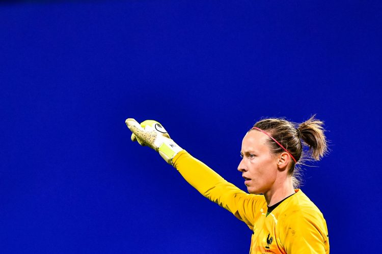 Football – Pauline Peyraud-Magnin signe à la Juventus Turin