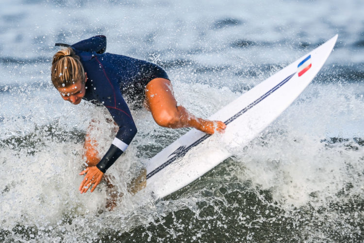 JO 2020 / Surf: les quatre Bleus en huitièmes de finale