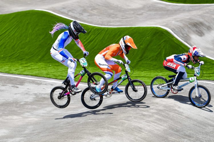 JO 2020 / BMX : Axelle Etienne en demie, Manon Valentino éliminée en quarts