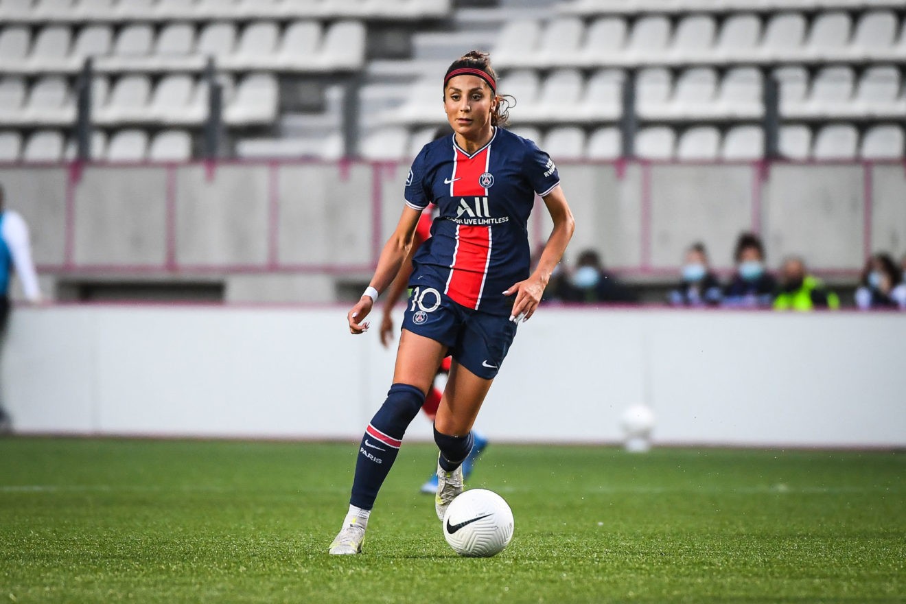 Entretien exclusif Nadia Nadim - « Les femmes musulmanes ne sont pas seulement dans la cuisine, elles peuvent également jouer au football »