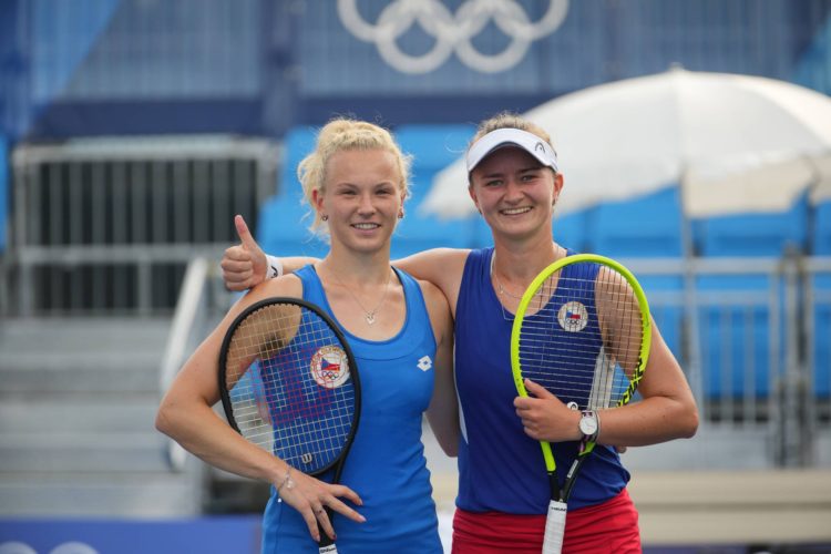 JO 2020 / Tennis : Les Tchèques Krejcikova et Siniakova sacrées en double